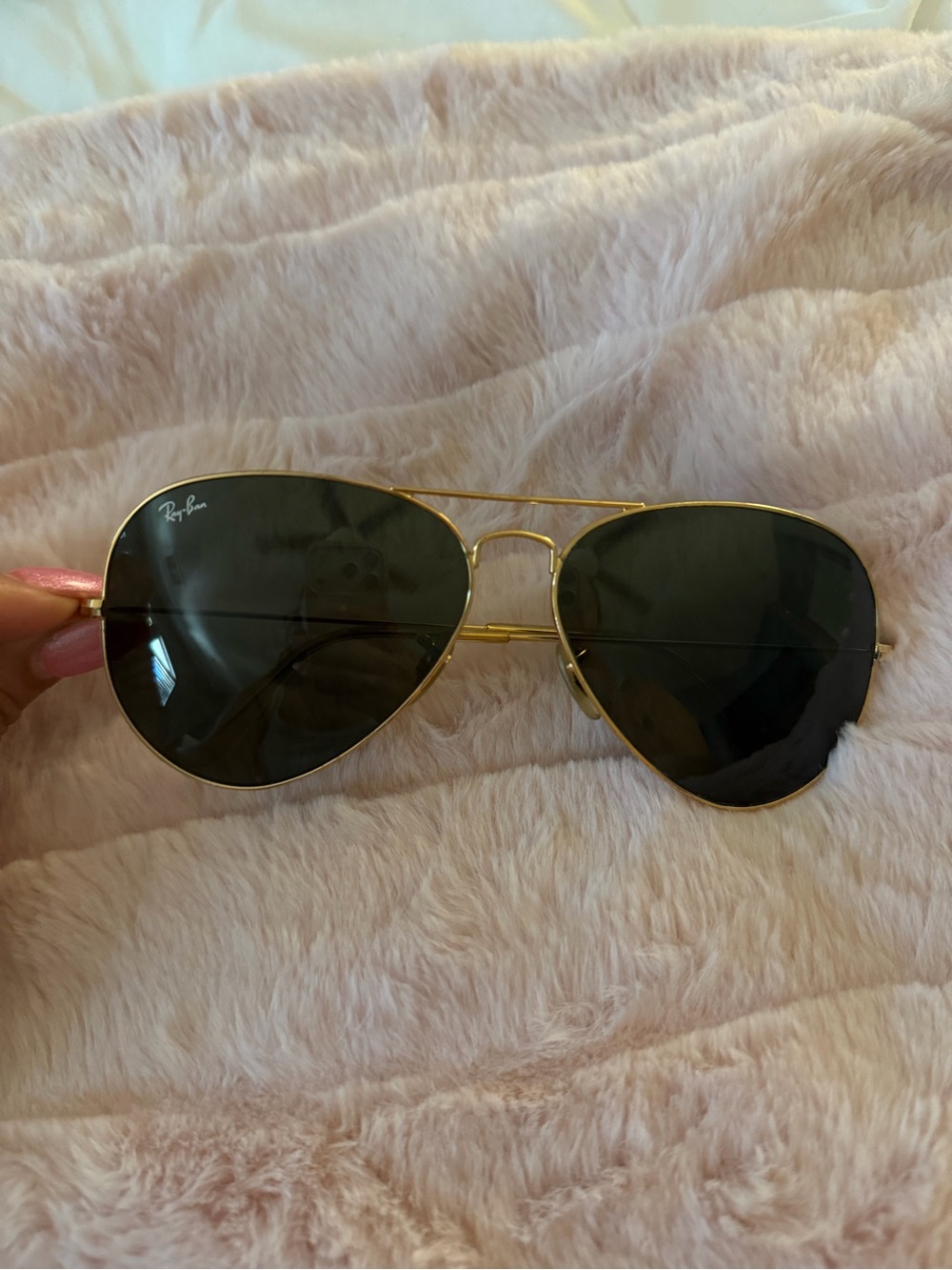 Ray-Ban Aviators - Picture 2 of 4